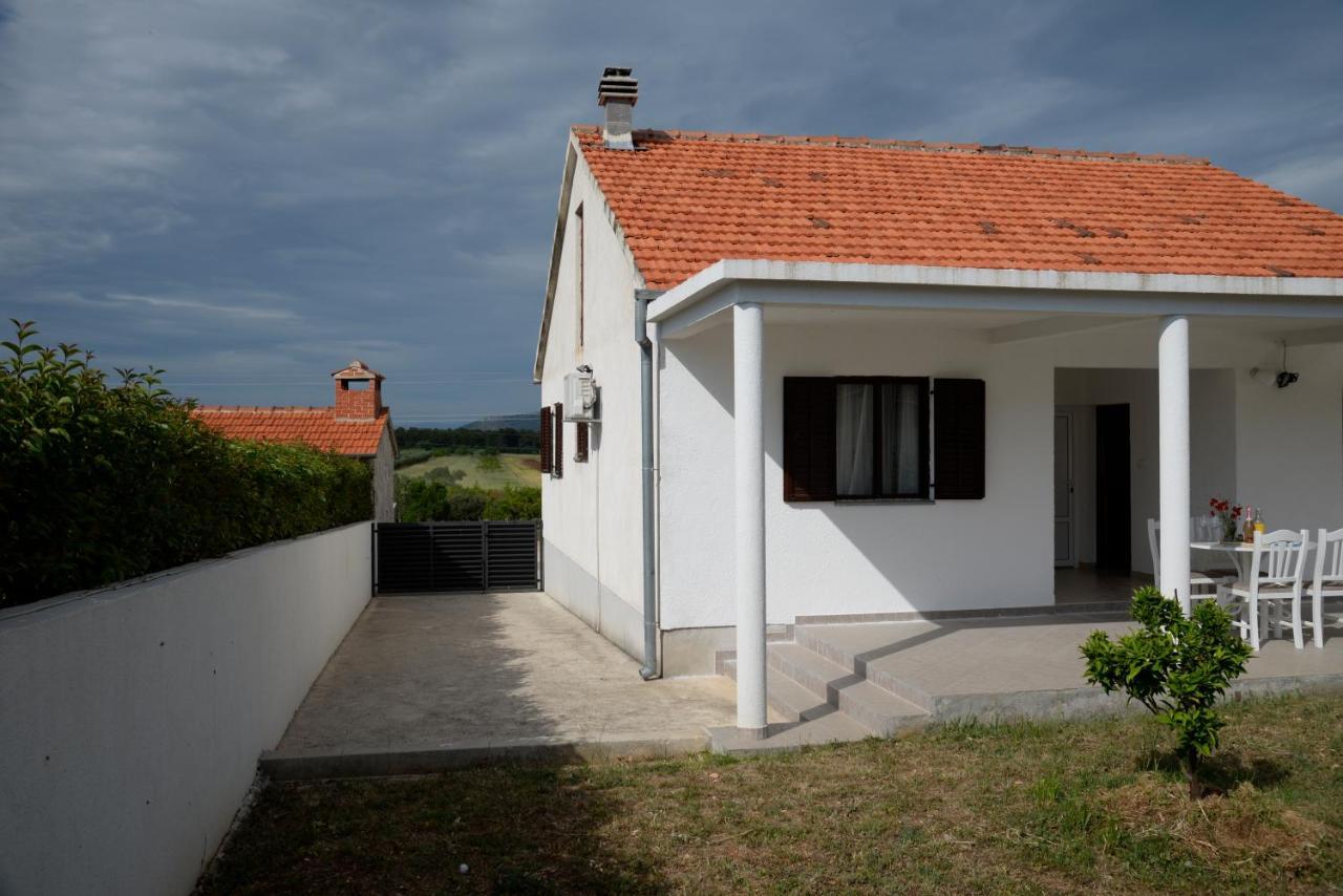 Casa Di Felicita Villa บีโอกราดนาโมรู ภายนอก รูปภาพ